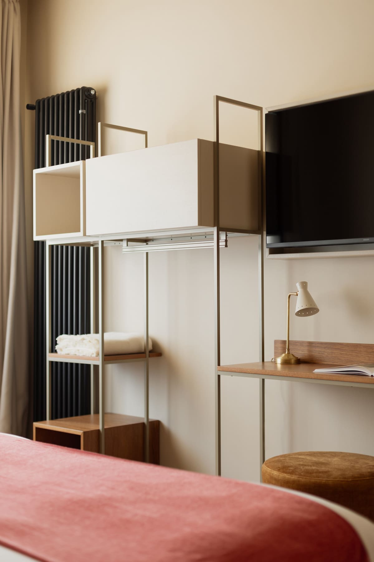 46 detail towels and slippers