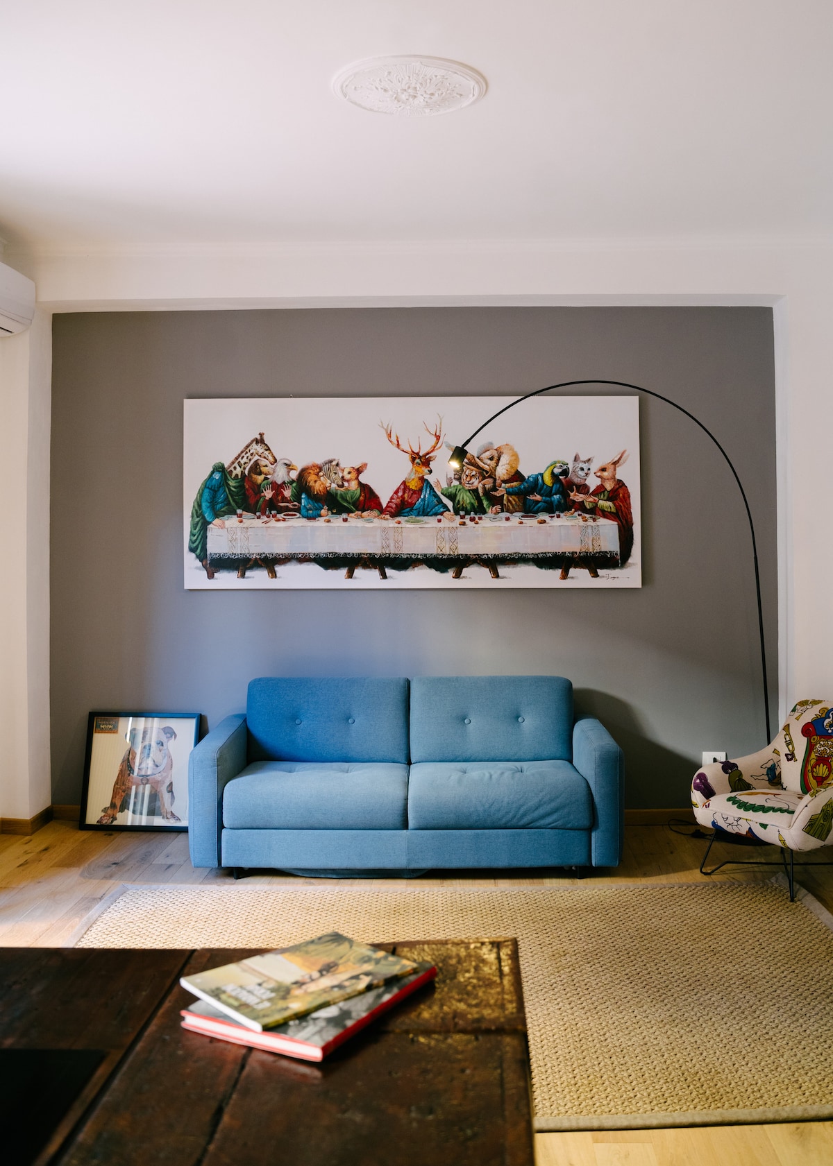 07 living room overview